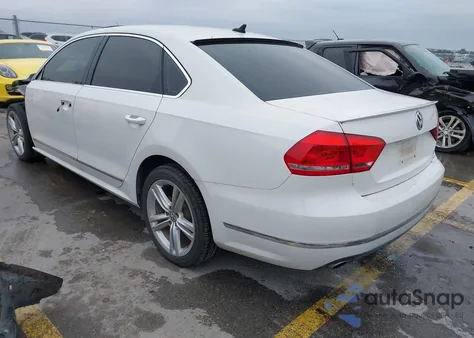 2014 Volkswagen Passat 2.0L Tdi Sel Premium из США, поврежденный, VIN 1VWCN7A32EC035738